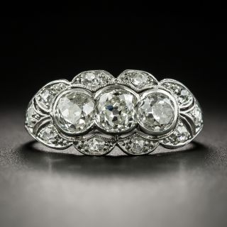 Early Art Deco Three-Stone Diamond Ring - 2