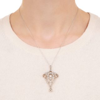 Edwardian Pearl and Diamond Lavalière 