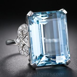 English 18.00 Carat Aquamarine and Diamond Ring