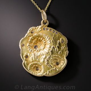 English Art Nouveau Portrait Medallion