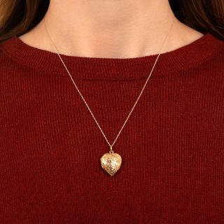 English Heart-Shaped Engraved Locket, c.1906