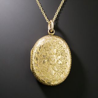 English Victorian 18K Engraved Floral Locket - 2