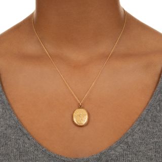 English Victorian 18K Engraved Floral Locket