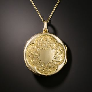 English Victorian Engraved Locket - 3