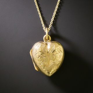English Victorian Petite Heart Locket, Circa 1897 - 2