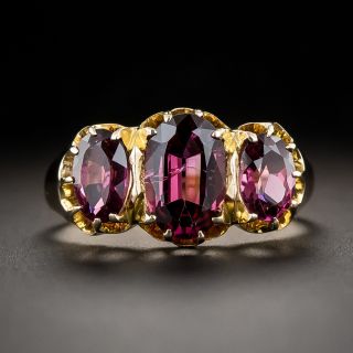 English Victorian Three-Stone Garnet Ring - 2
