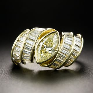 Estate 1.13 Carat Marquise Diamond and Baguette Ring - GIA U/V SI2 - 2
