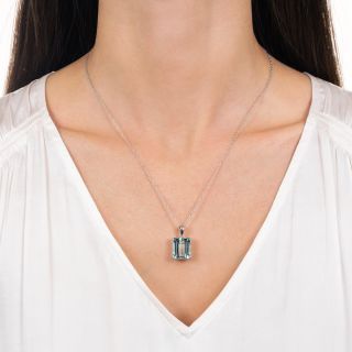 Estate 12.44 Carat Aquamarine Soliatire Necklace