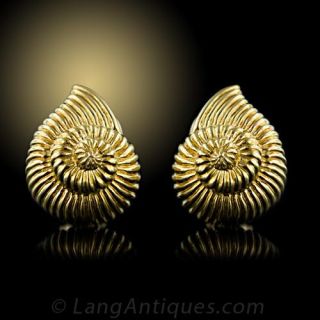 Estate Gold Earrings 