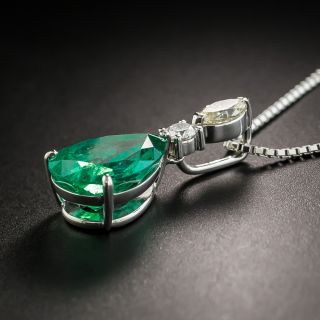 Estate 4.00 Ct. Pear Shape Emerald Platinum Diamond Drop
