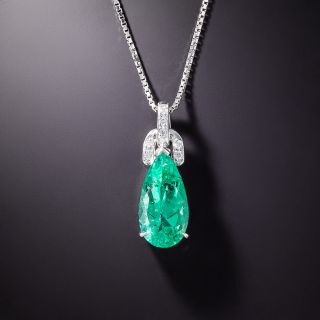 Estate 4.69 Carat Pear-Shaped Emerald and Diamond Pendant - 3
