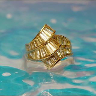 Estate Baguette Diamond Ribbon Ring