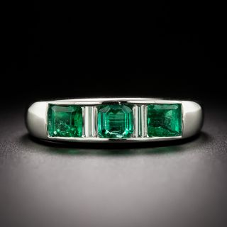 Estate Emerald and Baguette Diamond Band Ring - 3
