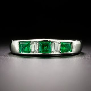 Estate Emerald and Baguette Diamond Ring - 3