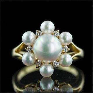 Estate-Mikimoto-Pearl-Cluster-Ring-Main-View