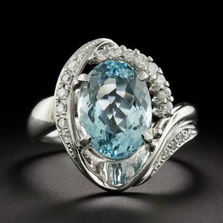 Estate Oval Aquamarine and Diamond Ring - 2