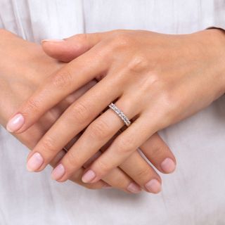 Estate Square Diamond Seven-Stone Wedding Band