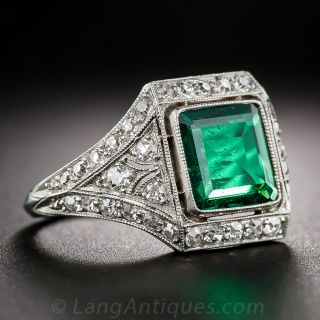 Exquisite Art Deco Emerald and Diamond Ring