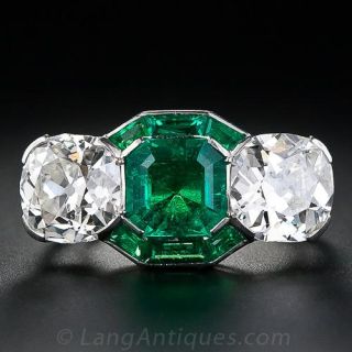 Extraordinary Emerald and Diamond Art Deco Ring