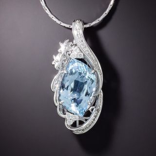 Fancy Shape 10.12 Carat Aquamarine and Diamond Pendant - 3