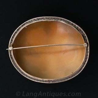 Fine Shell Cameo Brooch