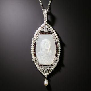 French Belle Époque Mother-of-Pearl, Diamond, Onyx and Natural Pearl Madonna Pendant - 2