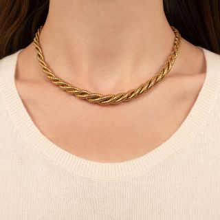 French Retro Twisted Gas Pipe Necklace
