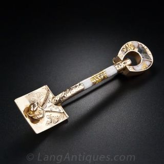 Gold in Quartz Shovel Brooch
