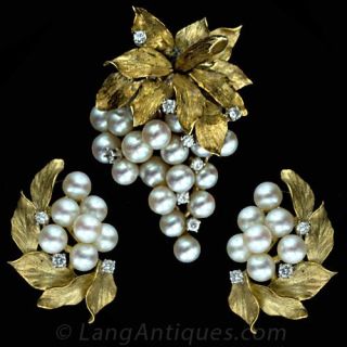 Grape Motif Brooch and Clip Earring Suite Main View