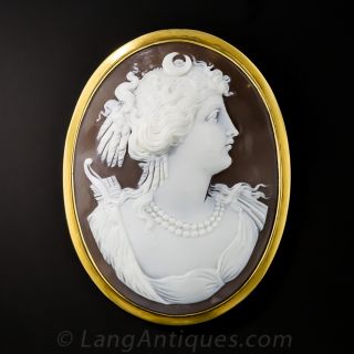 Huntress Diana Shell Cameo Brooch/Pendant - 2