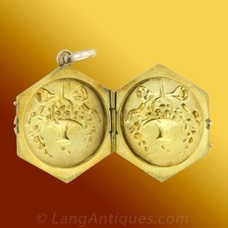 Late 19th Century Hexagonal Repousse Locket
