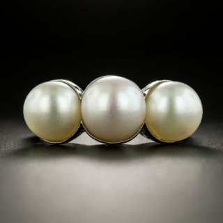 Late-Edwardian/Early Art Deco Three-Pearl Platinum Diamond Ring