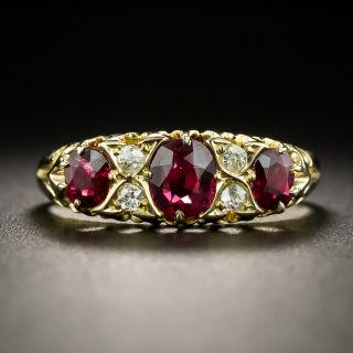 Late-Victorian English Three-Stone Ruby And Diamond  Ring - 2