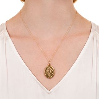Late Victorian Oval Engraved Locket 