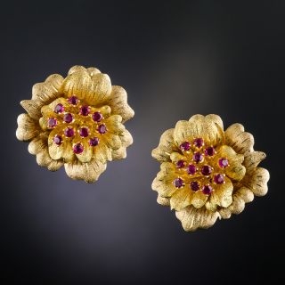 Mid-Century 18K Gold and Ruby Flower Earrings - 2