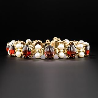 Mid-Century Cabochon Garnet And Pearl Bracelet - 2