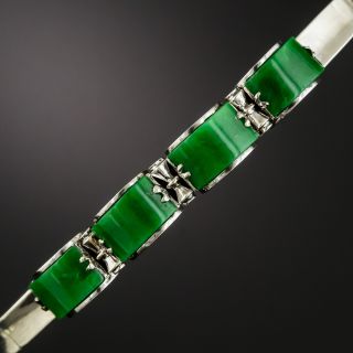 Mid-Century Saddle Jade Bracelet - 1