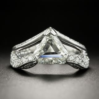 Modern 1.01 Carat Triangular Step Cut Diamond Ring - GIA K SI2 - 3