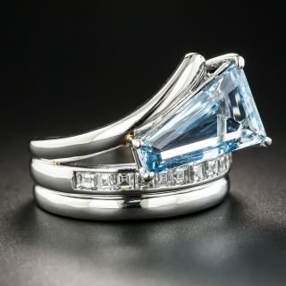 Modern Aquamarine Platinum and Diamond Ring
