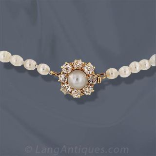 Natural Pearl Graduated Necklace
