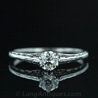 Petite-Filigree-Diamond-Ring-Main-View