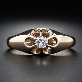 Petite Victorian Diamond Solitaire