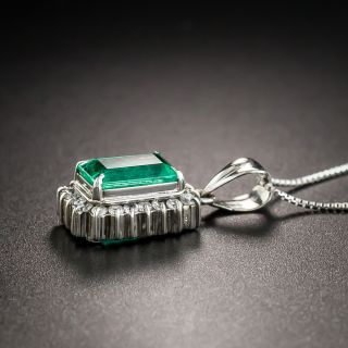 Platinum 1.05 Carat Emerald Diamond Drop