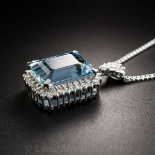 Platinum Aquamarine and Diamond Pendant Necklace