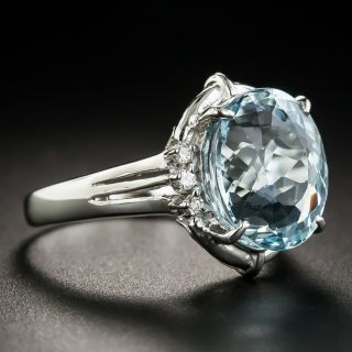 Platinum Aquamarine Diamond Ring