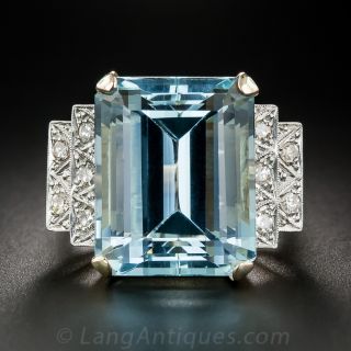 21 Carat Aquamarine, Diamond and Rose Gold Retro Cocktail Ring