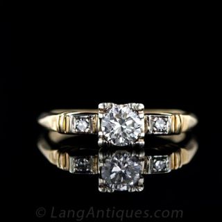 Retro Diamond Engagement Ring 