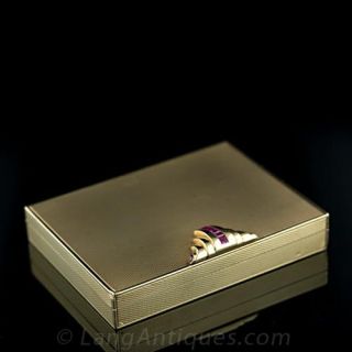 Retro Compact Main View