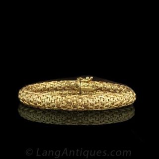 Rosy Yellow Gold Braided Mesh Bracelet Main View