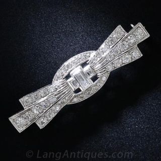 Smallish Art Deco Diamond Pin